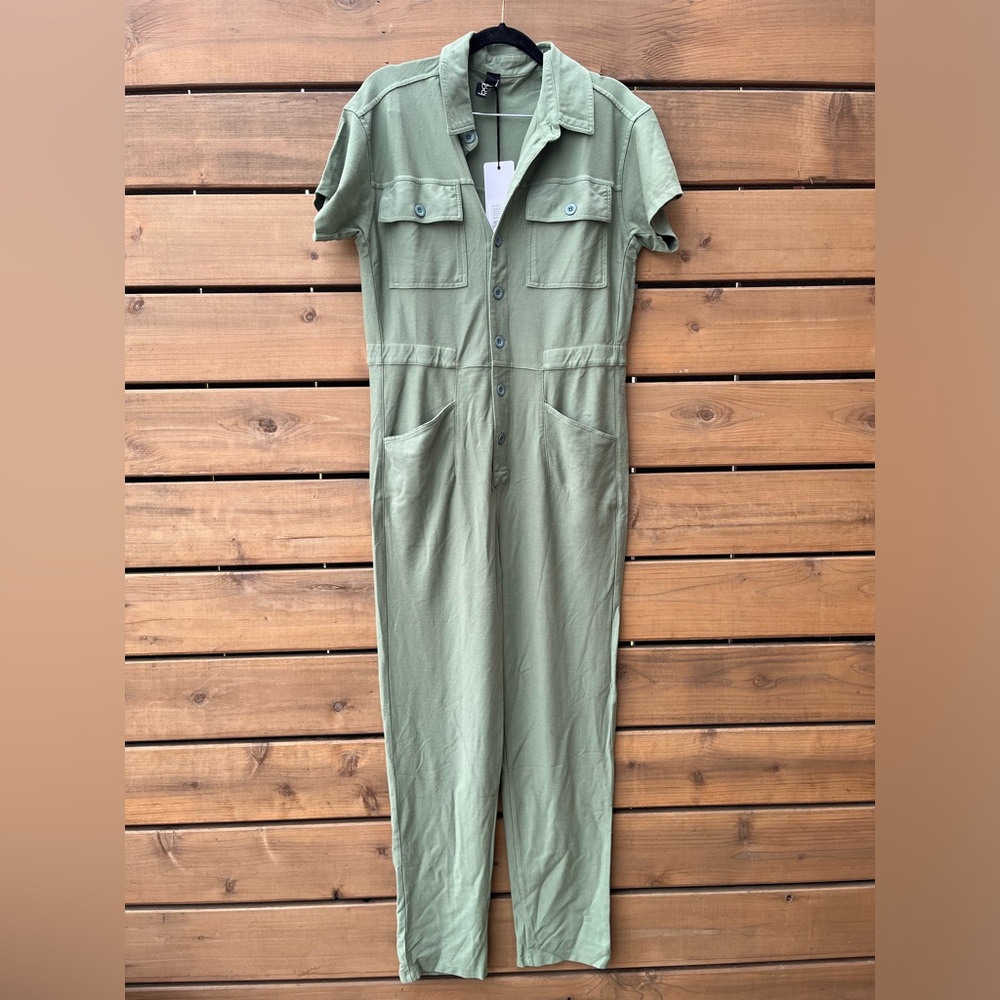 NWT Bobi Los Angeles short sleeve button front jogger jumpsuit, green, Small